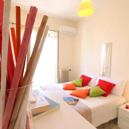 Appartement Holiday With Wi-fi, Air Conditioning And Balcony; Parking Available;