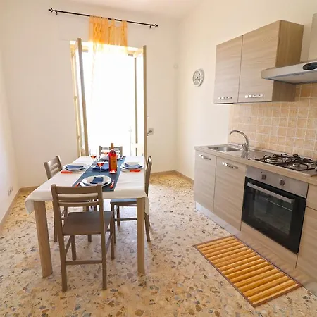 Holiday With Wi-fi, Air Conditioning And Balcony; Parking Available; * Otranto