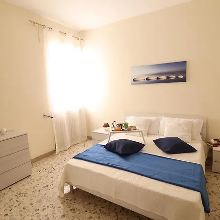 Appartement Holiday With Wi-fi, Air Conditioning And Balcony; Parking Available; *